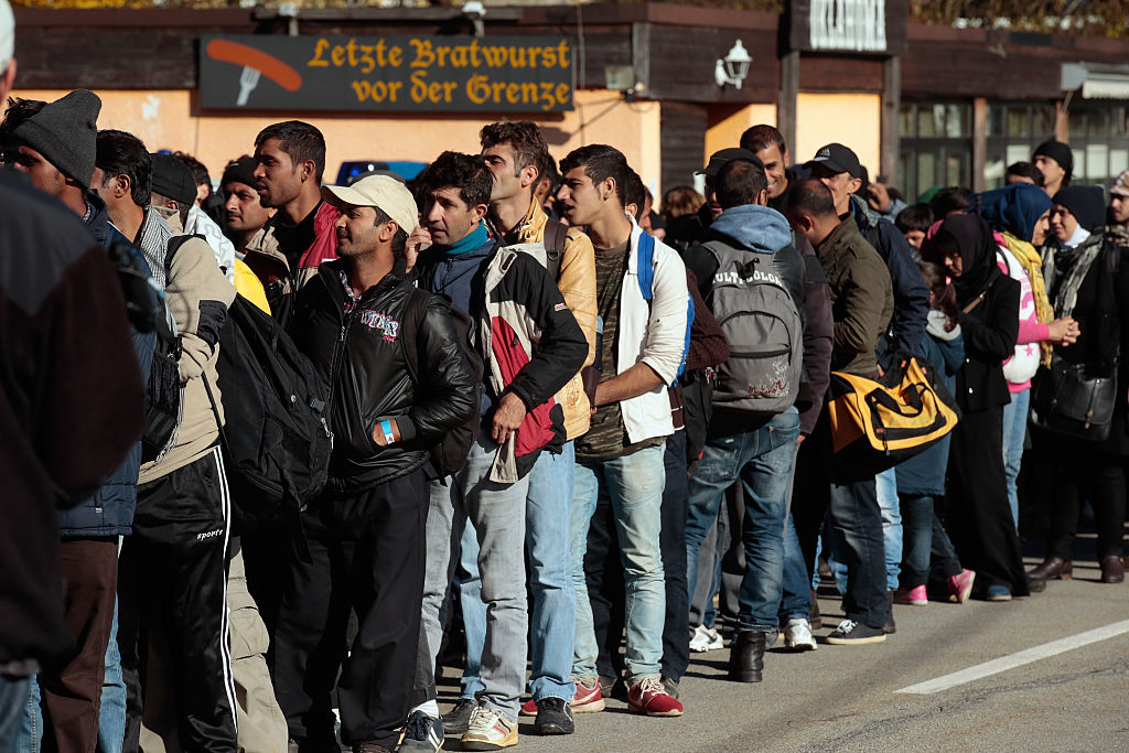 Alemania - 'La crisis migratoria puede llevar a Alemania a la Guerra Civil' - Página 7 2559